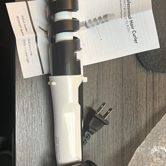 Hair Curler - Picture 2 of 3